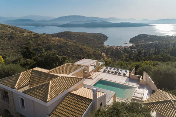 Luxusvilla mieten mit Pool und Meerblick auf Korfu Griechenland