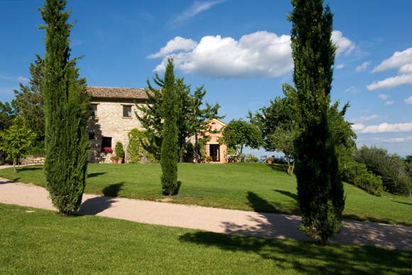 Ferienhaus in Italien-Ferienvilla mieten-Umbrien-Luxusvilla mit Pool-Golfvilla-San Giovanni del Pantano
