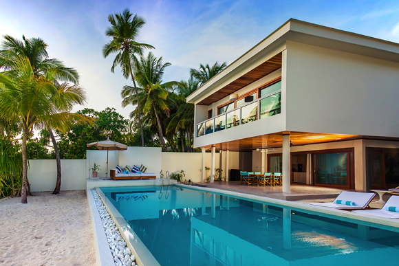 Luxus Hotelvilla am Strand im Luxusresort Malediven Amilla Fushi mieten