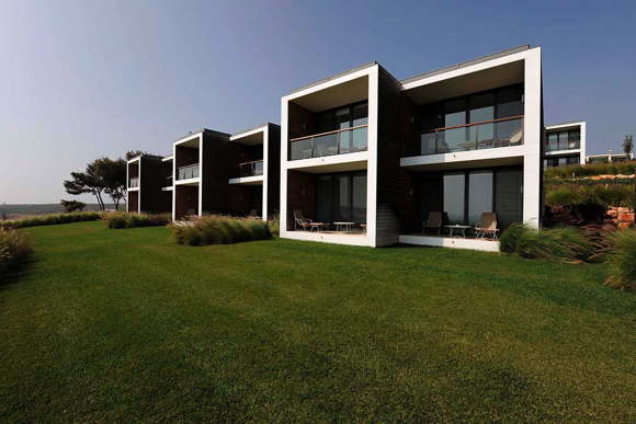 hochwertiges Familienresort an der westlichen Algarve mit Hotel, Cottages und Ferienvillen in Martinhal - Portugal