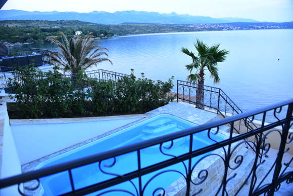 Luxus Ferienvilla direkt am privaten Strand mit Pool Dalmatien Kroatien
