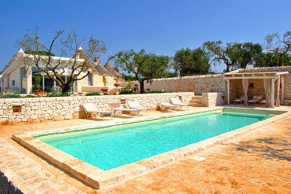 Trullo mit Pool als Ferienvilla mieten Italien Apulien Alberobello