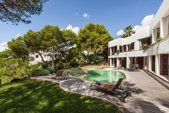 Luxus Ferienvilla direkt am Meer eigener Strand Porto Pedro Mallorca Spanien