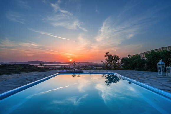 Ferienhaus mit Pool und Meerblick in Griechenland-Kykladen-Paros 