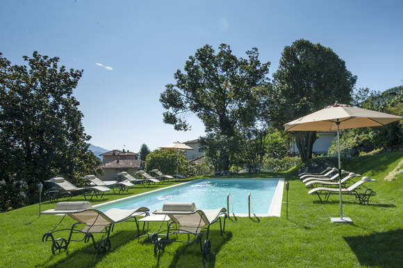 Luxusvilla solar beheizter Pool Panoramalage Lago Maggiore Italien
