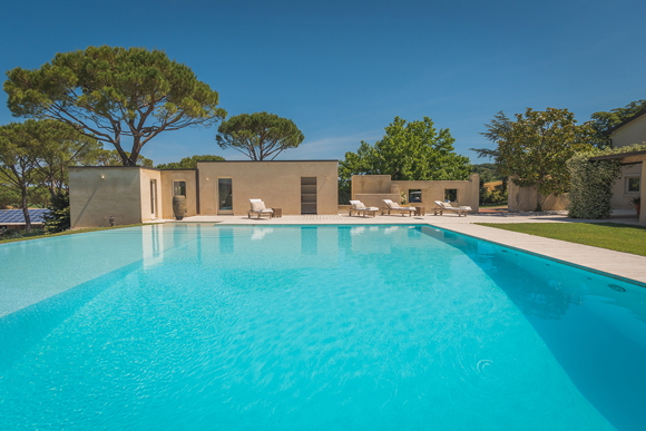 Luxuriöse Ferienvilla mit Pool, großem Garten und Tennisplatz Italien Marken