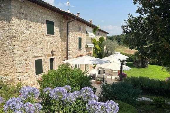Luxusvilla-Luxus-Landhaus mit Pool-Seeblick-Gardasee-Italien-Garda